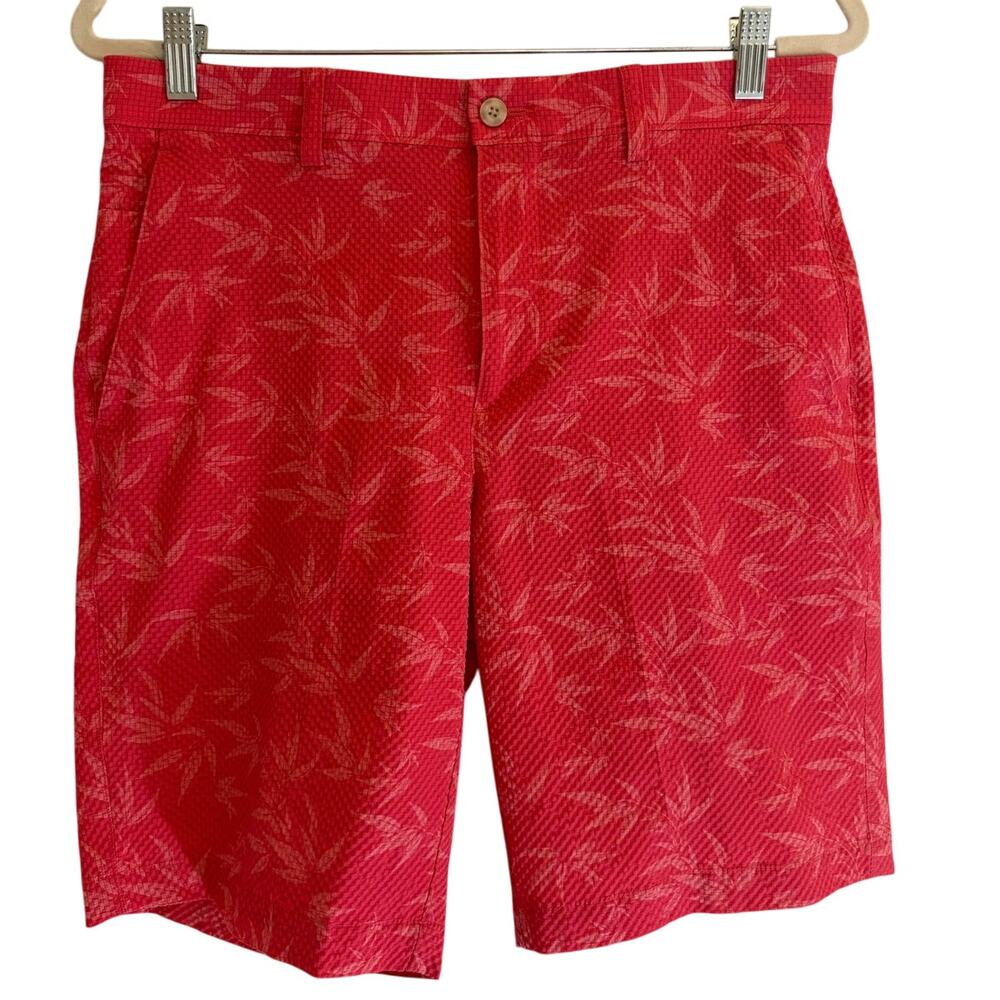 PGA TOUR Golf Shorts Bermuda Dark Pink Floral Leaf Seersucker Resort | Men's 32